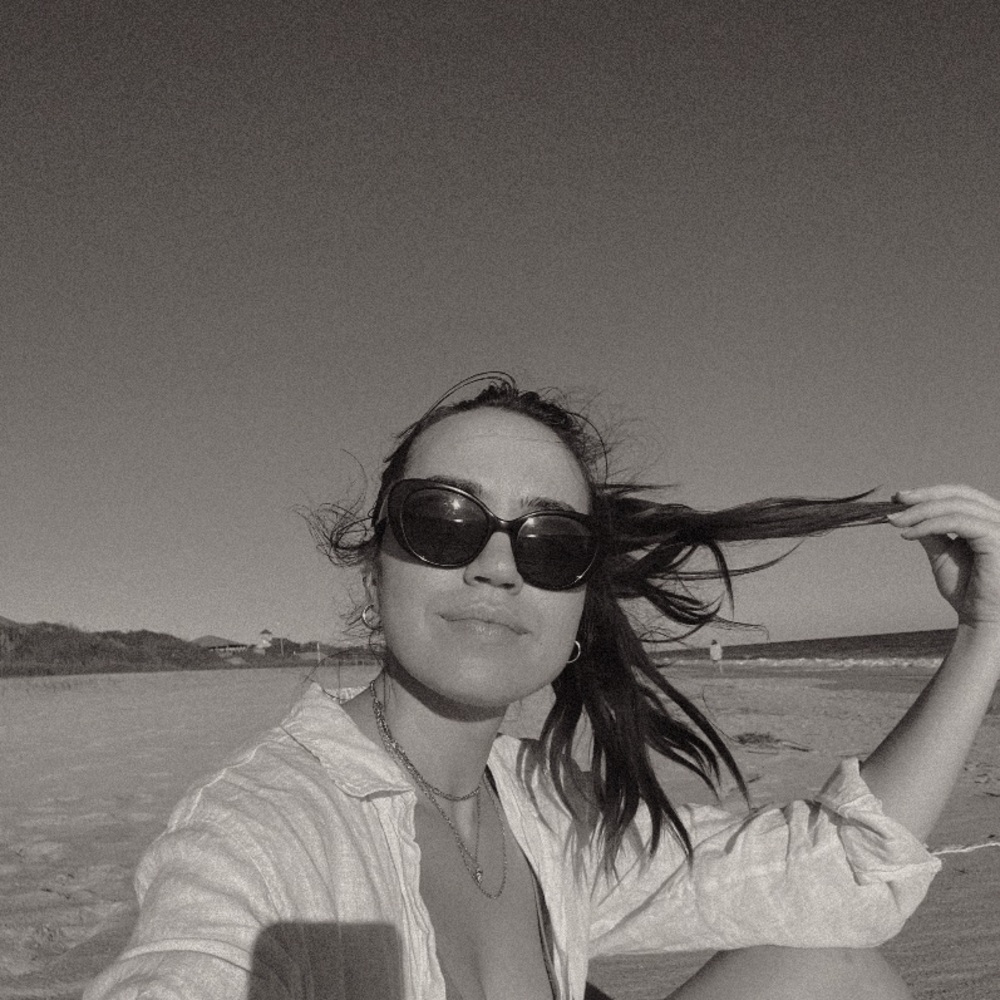 Meet your Posher, Carrie